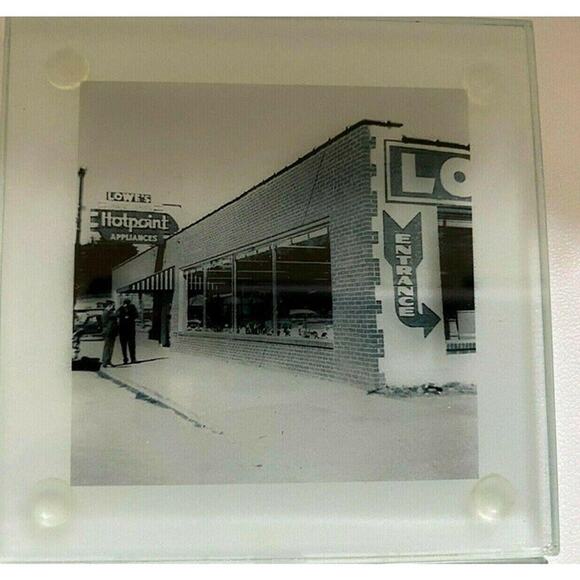 Lowes Historical Limited-Edition Clear/Black Glass Coaster Set of 4 - Picture 4 of 5